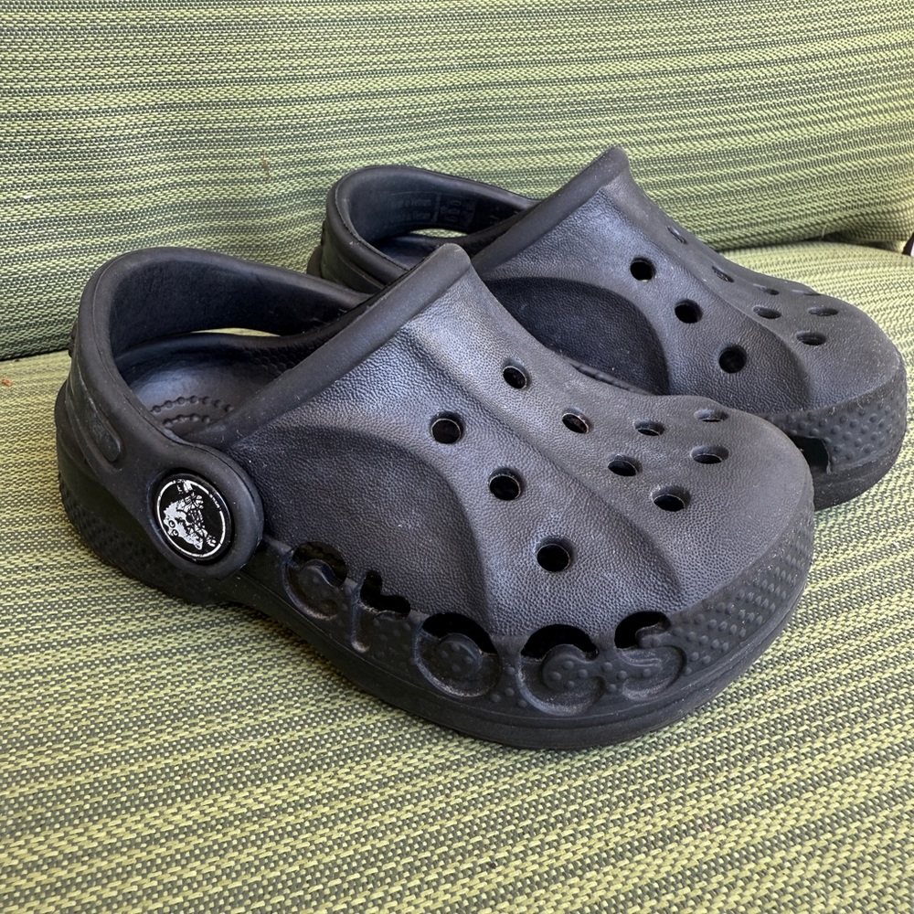 CROCS Black Toddler 6